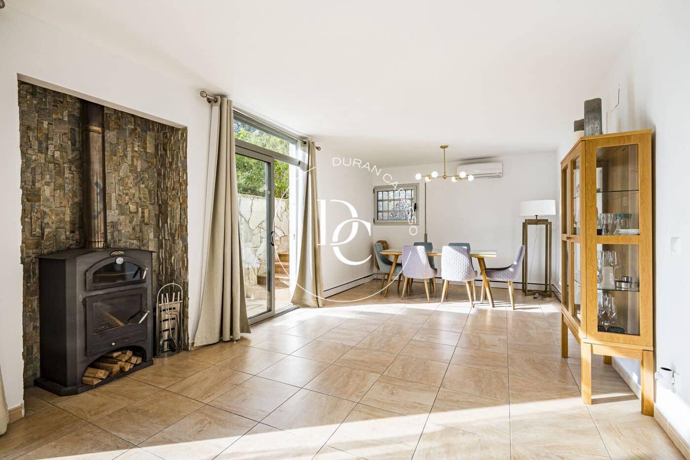 4 bedroom Villa for sale in Olivella with garage - € 425,000 (Ref: 10164975)