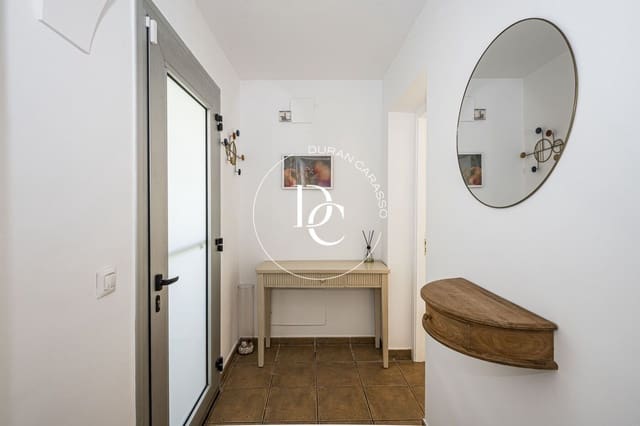 Chalet de 4 habitaciones en Olivella en venta con garaje - 425.000 € (Ref: 10164975)