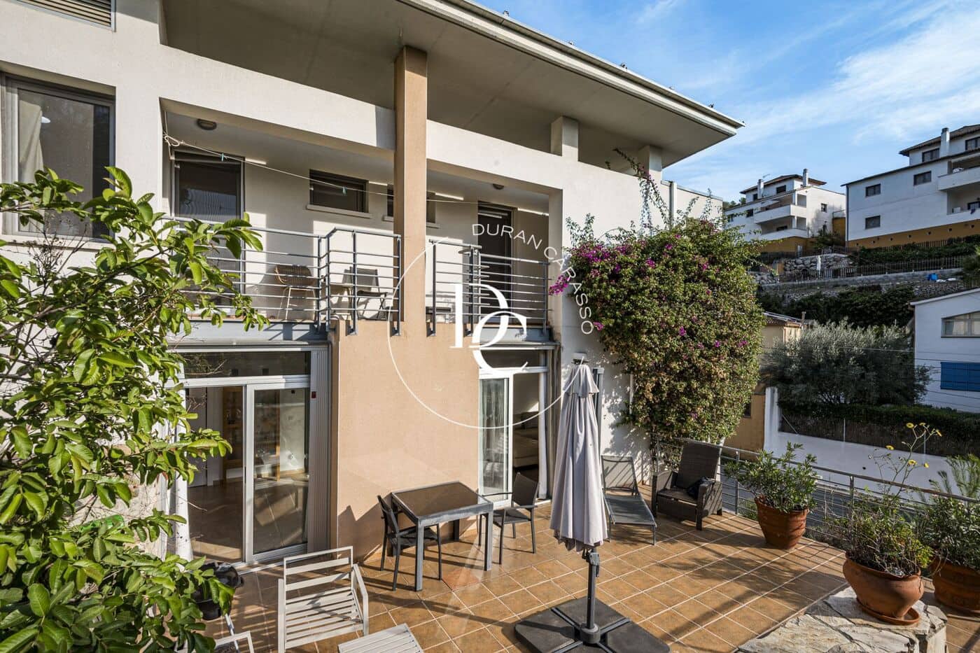 4 bedroom Villa for sale in Olivella with garage - € 425,000 (Ref: 10164975)