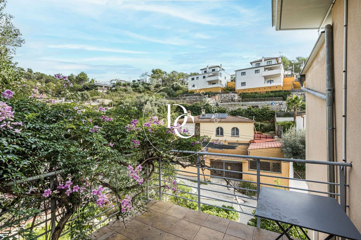 4 bedroom Villa for sale in Olivella with garage - € 425,000 (Ref: 10164975)