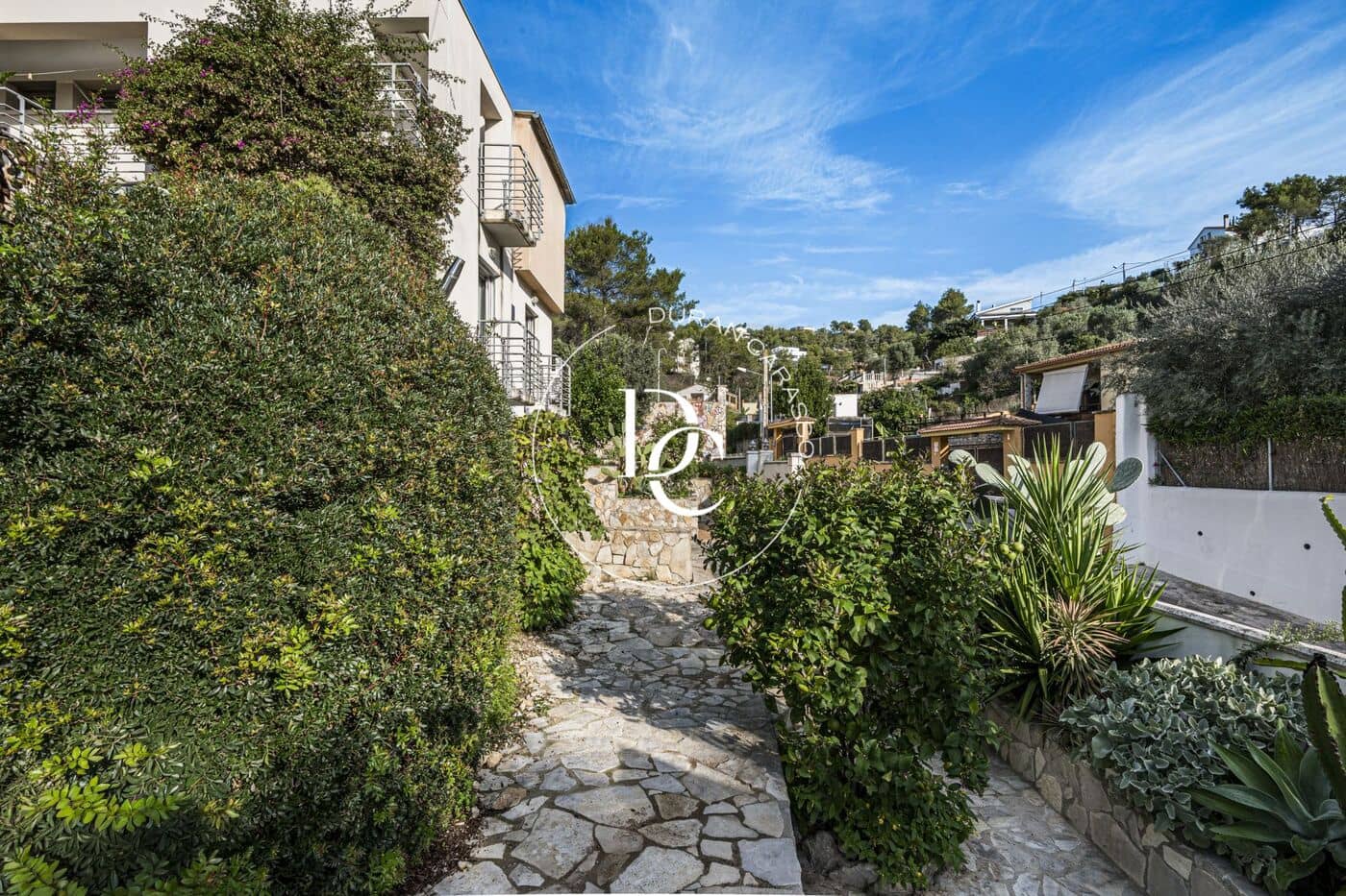 4 bedroom Villa for sale in Olivella with garage - € 425,000 (Ref: 10164975)