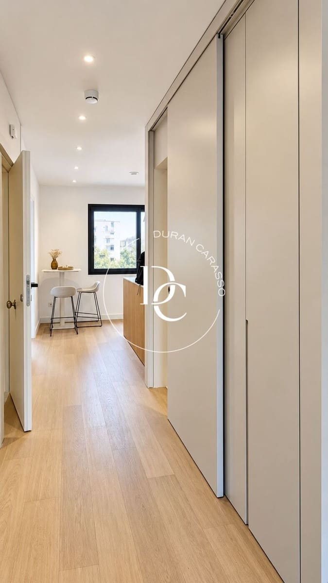 3 sypialnia Penthouse na sprzedaż w Miasto Barcelona - 950 000 € (Ref: 10168616)