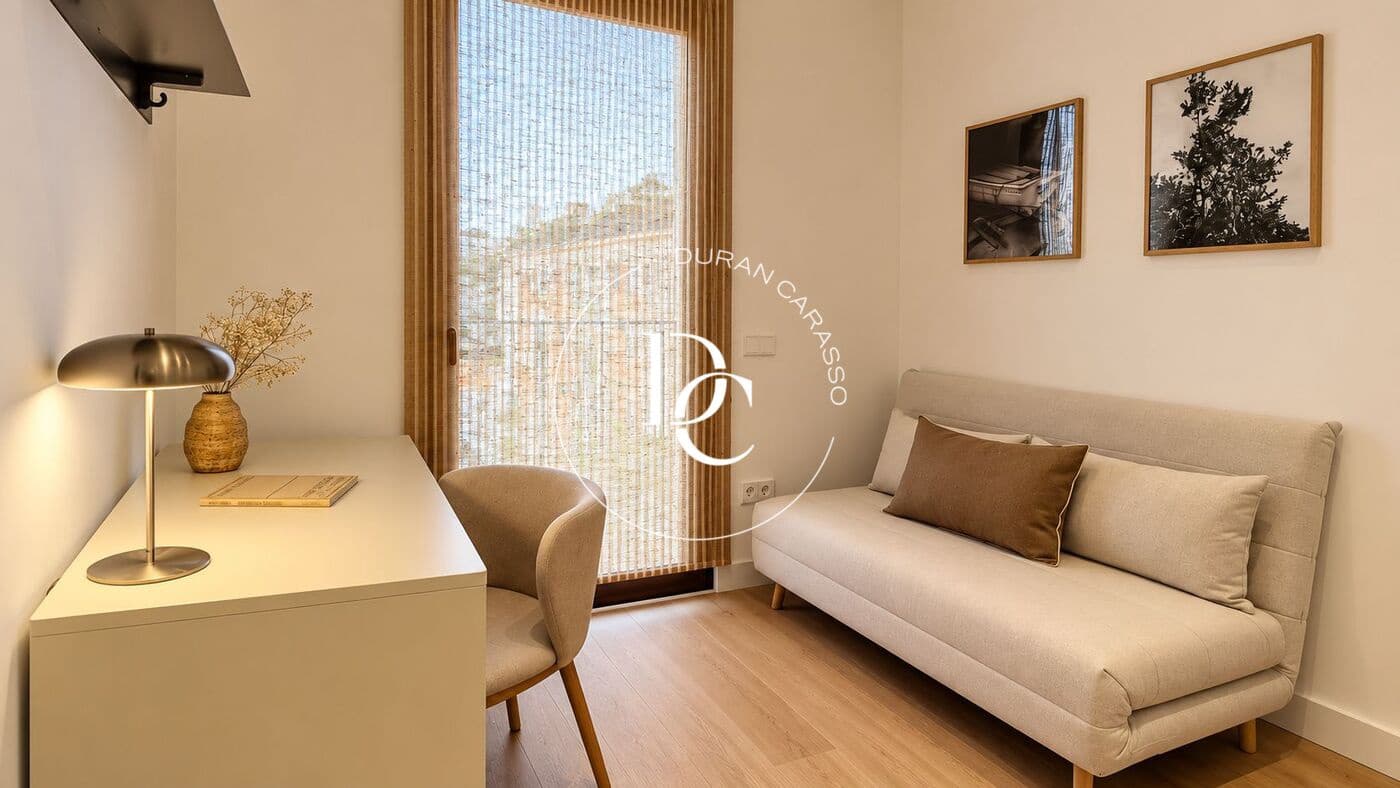 3 sypialnia Penthouse na sprzedaż w Miasto Barcelona - 950 000 € (Ref: 10168616)