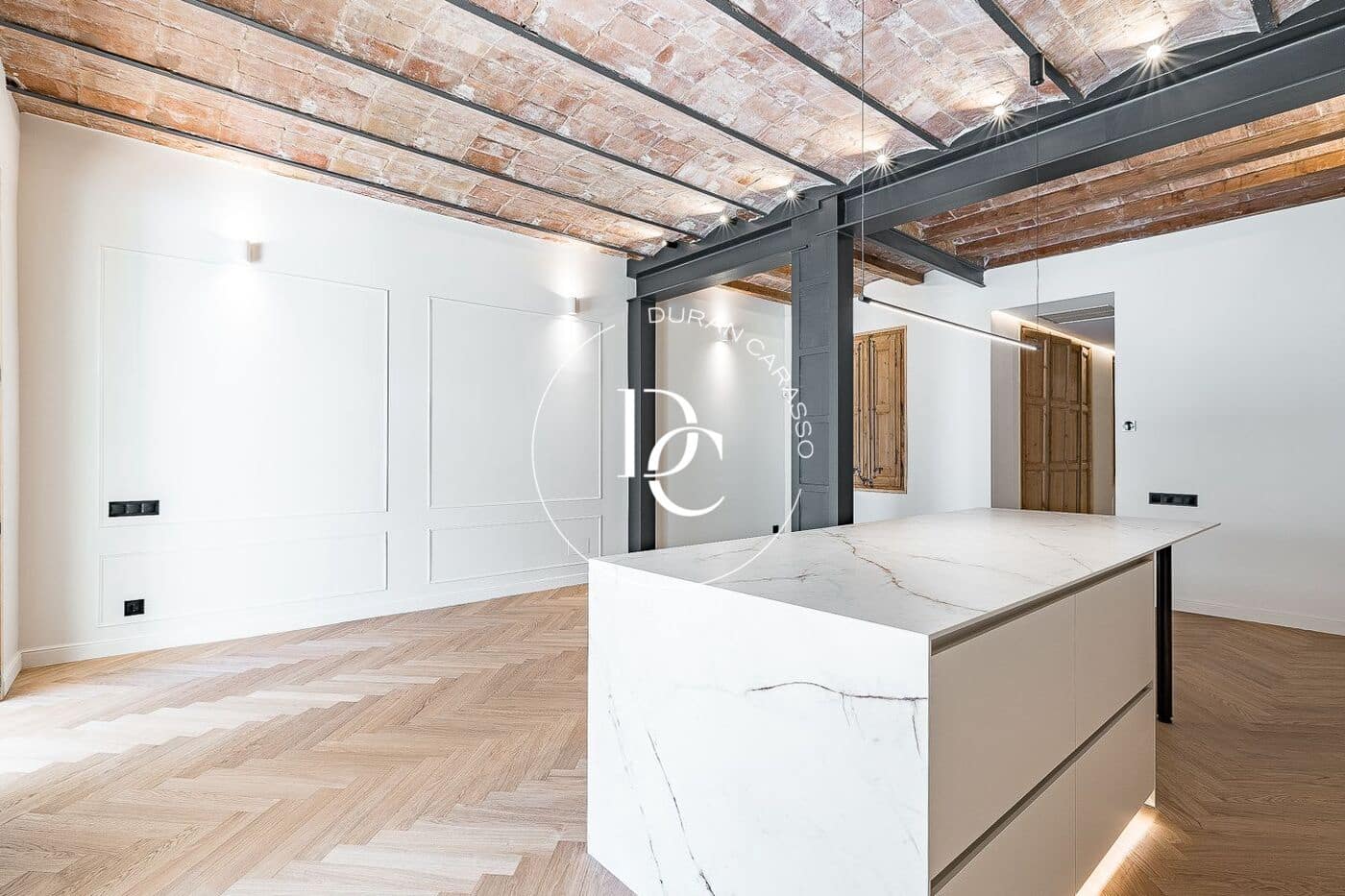 3 slaapkamer Appartement te koop in Barcelona stad - € 1.245.000 (Ref: 10171550)