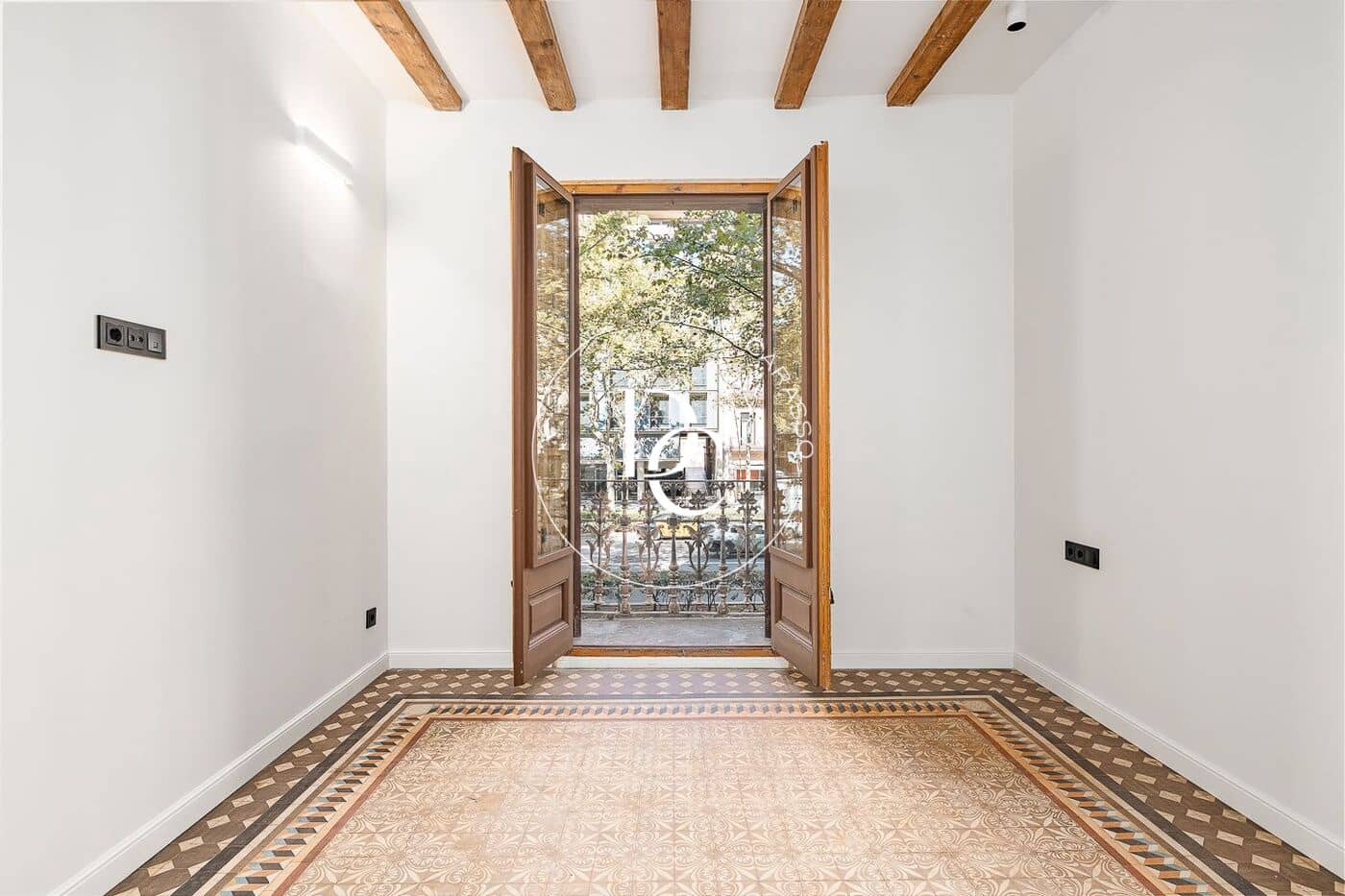 3 slaapkamer Appartement te koop in Barcelona stad - € 1.245.000 (Ref: 10171550)