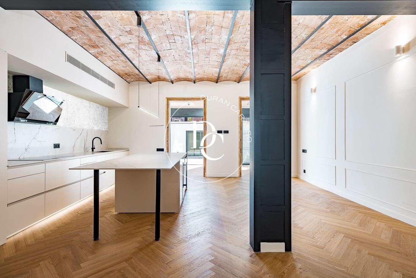 3 slaapkamer Appartement te koop in Barcelona stad - € 1.245.000 (Ref: 10171550)