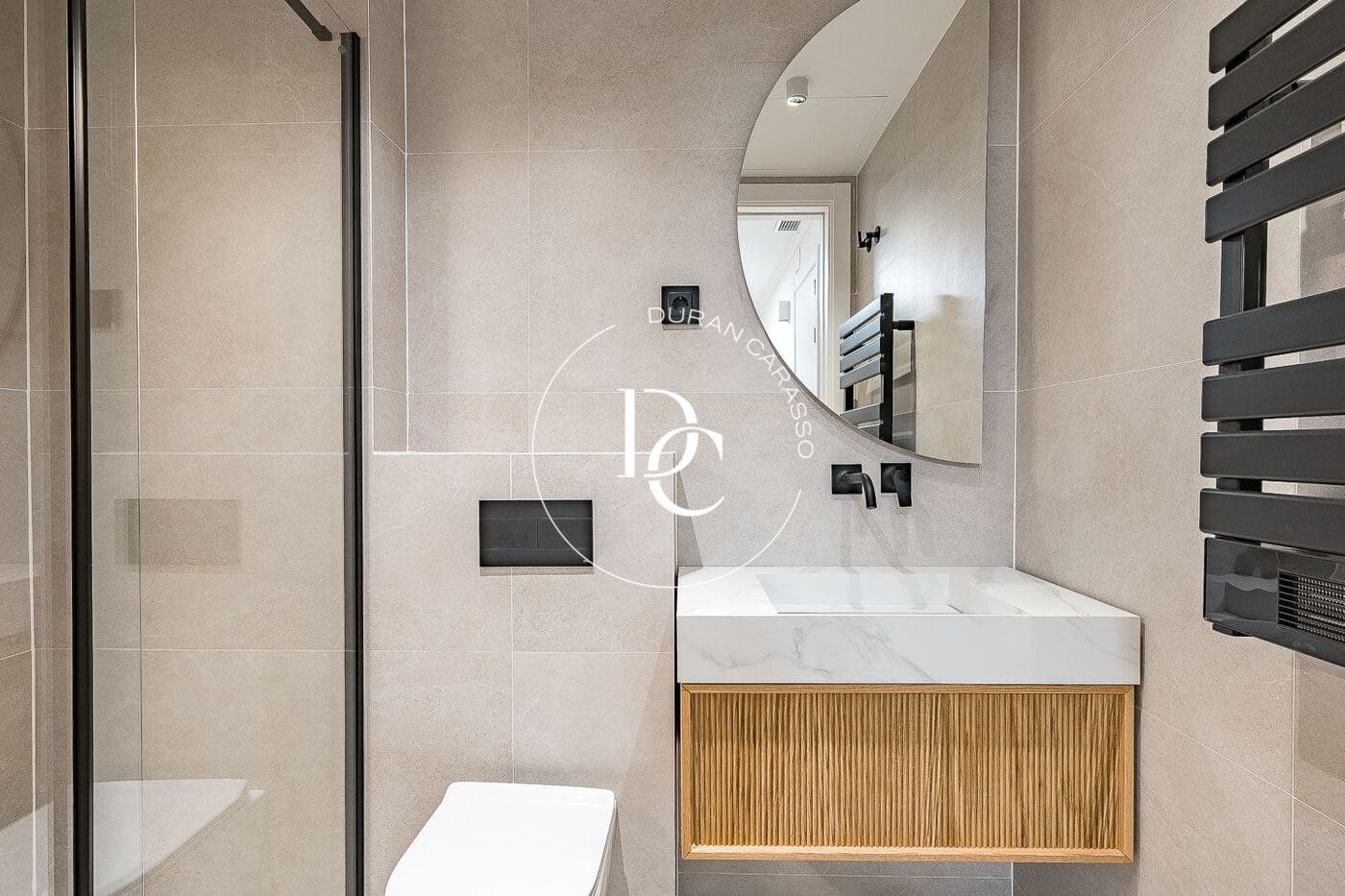 3 slaapkamer Appartement te koop in Barcelona stad - € 1.245.000 (Ref: 10171550)