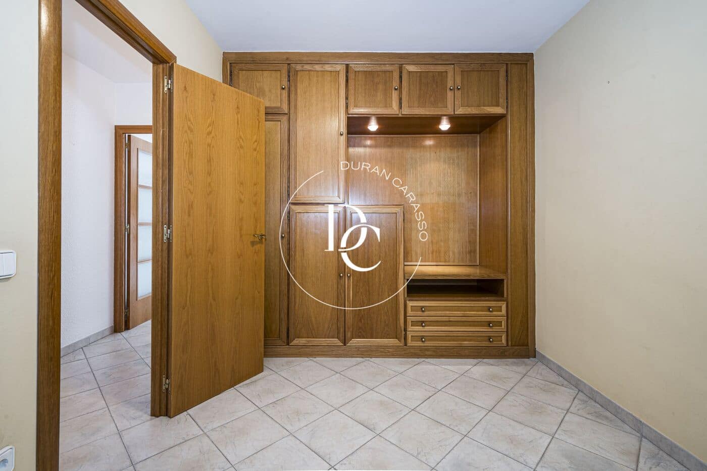 4 soverom Villa til salgs i Sant Pere de Ribes med svømmebasseng garasje - € 630 000 (Ref: 10173835)