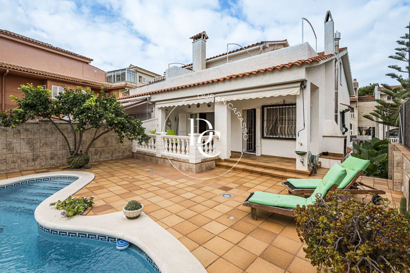 4 soverom Villa til salgs i Sant Pere de Ribes med svømmebasseng garasje - € 630 000 (Ref: 10173835)