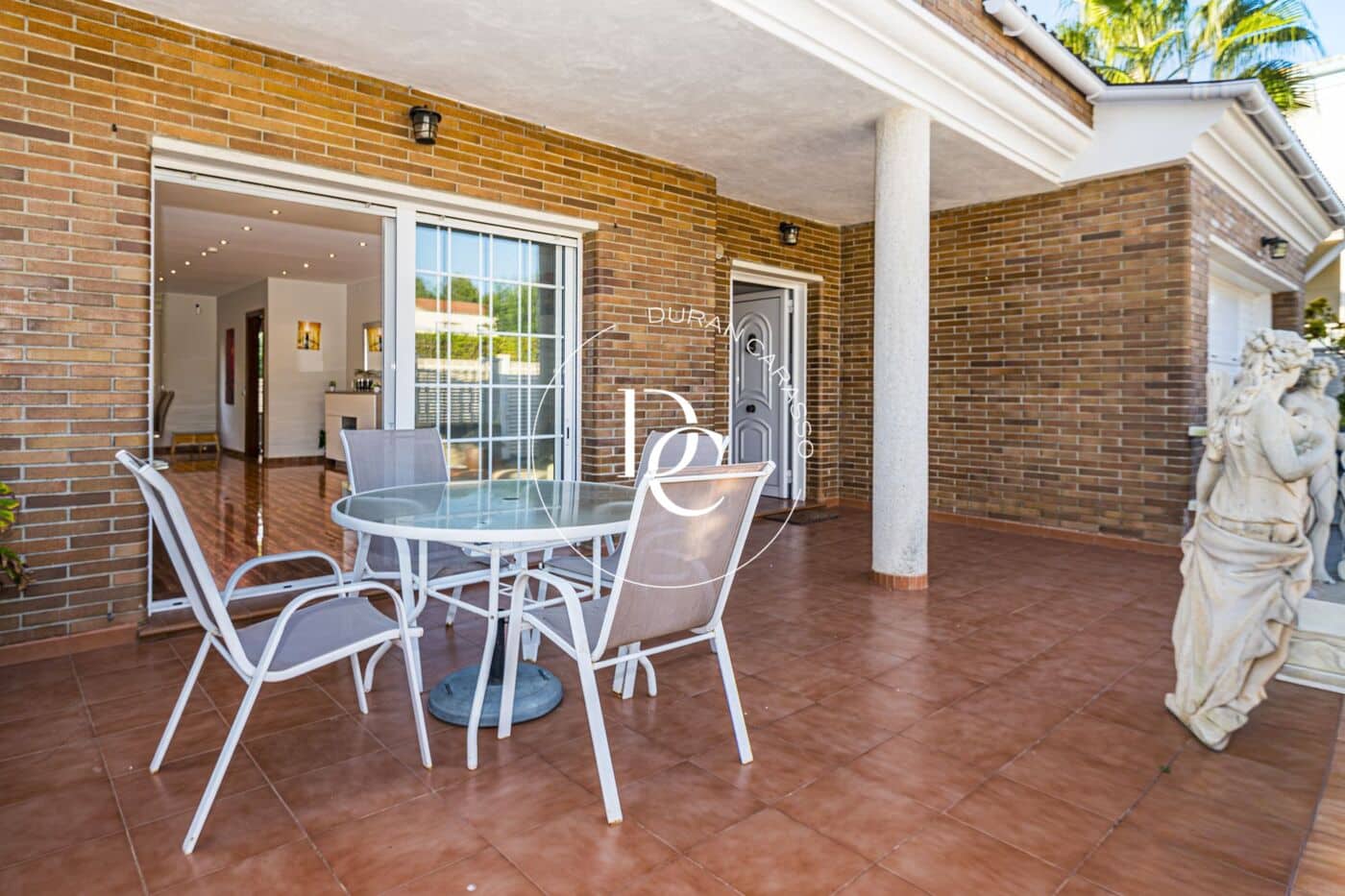 4 soveværelse Villa til leje i Cubelles med swimmingpool garage - € 2.900 (Ref: 10173836)