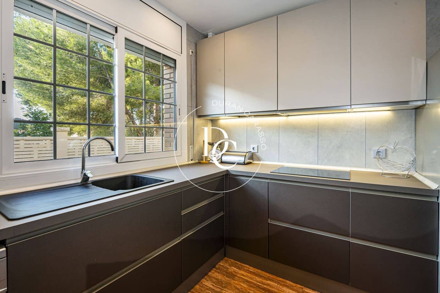 4 soveværelse Villa til leje i Cubelles med swimmingpool garage - € 2.900 (Ref: 10173836)
