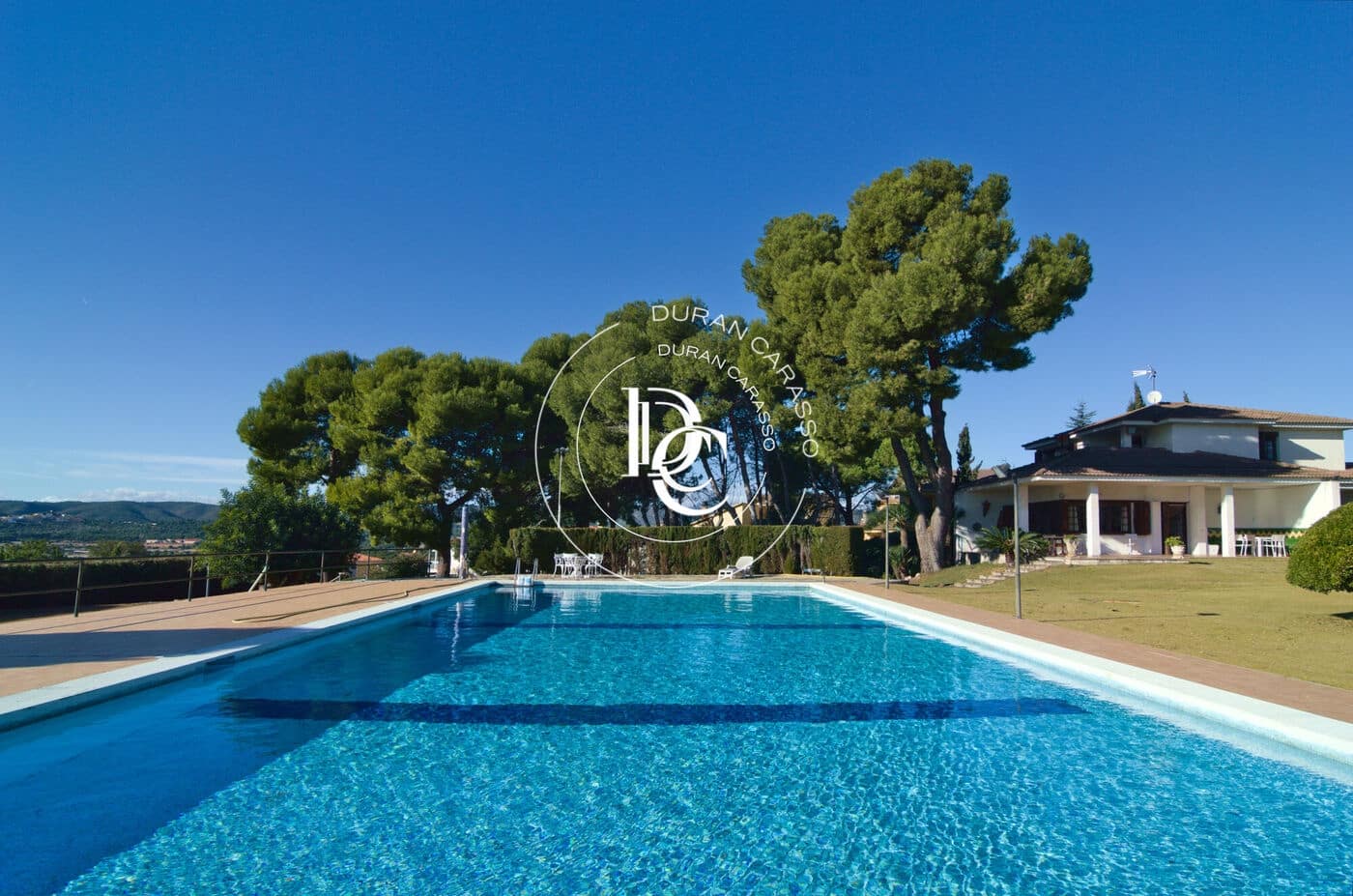 5 sypialnia Finka/Dom wiejski na sprzedaż w El Vendrell z basenem - 1 280 000 € (Ref: 5787218)