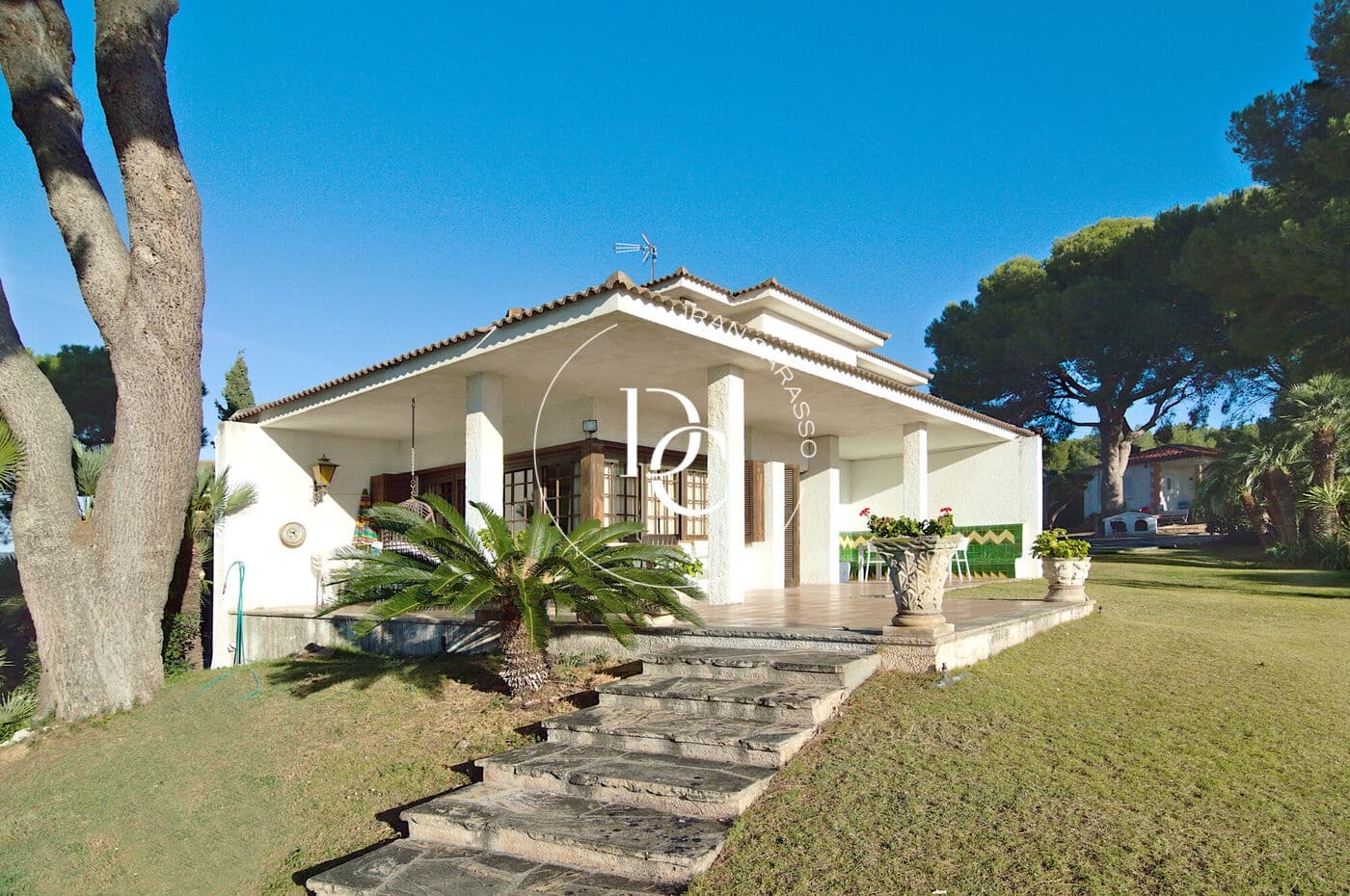 5 sypialnia Finka/Dom wiejski na sprzedaż w El Vendrell z basenem - 1 280 000 € (Ref: 5787218)