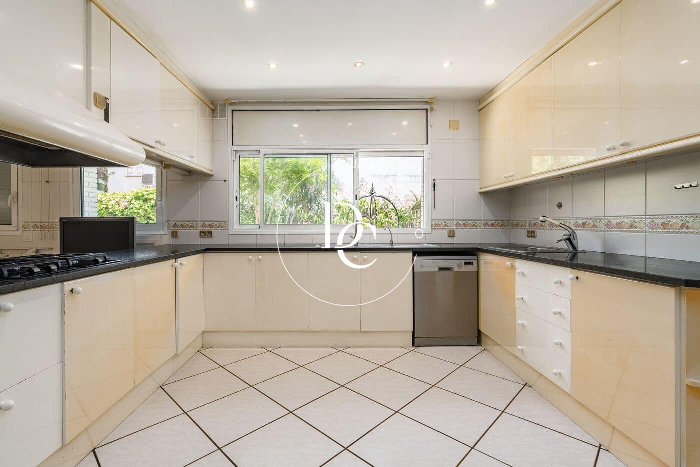 7 soverom Villa til salgs i Sitges med svømmebasseng - € 3 650 000 (Ref: 8296074)