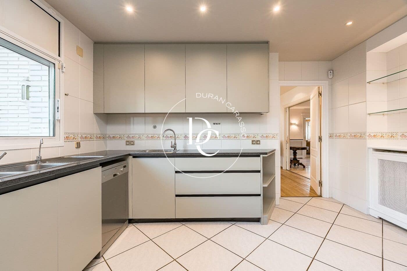 7 soveværelse Villa til salg i Sitges med swimmingpool - € 3.650.000 (Ref: 8296074)