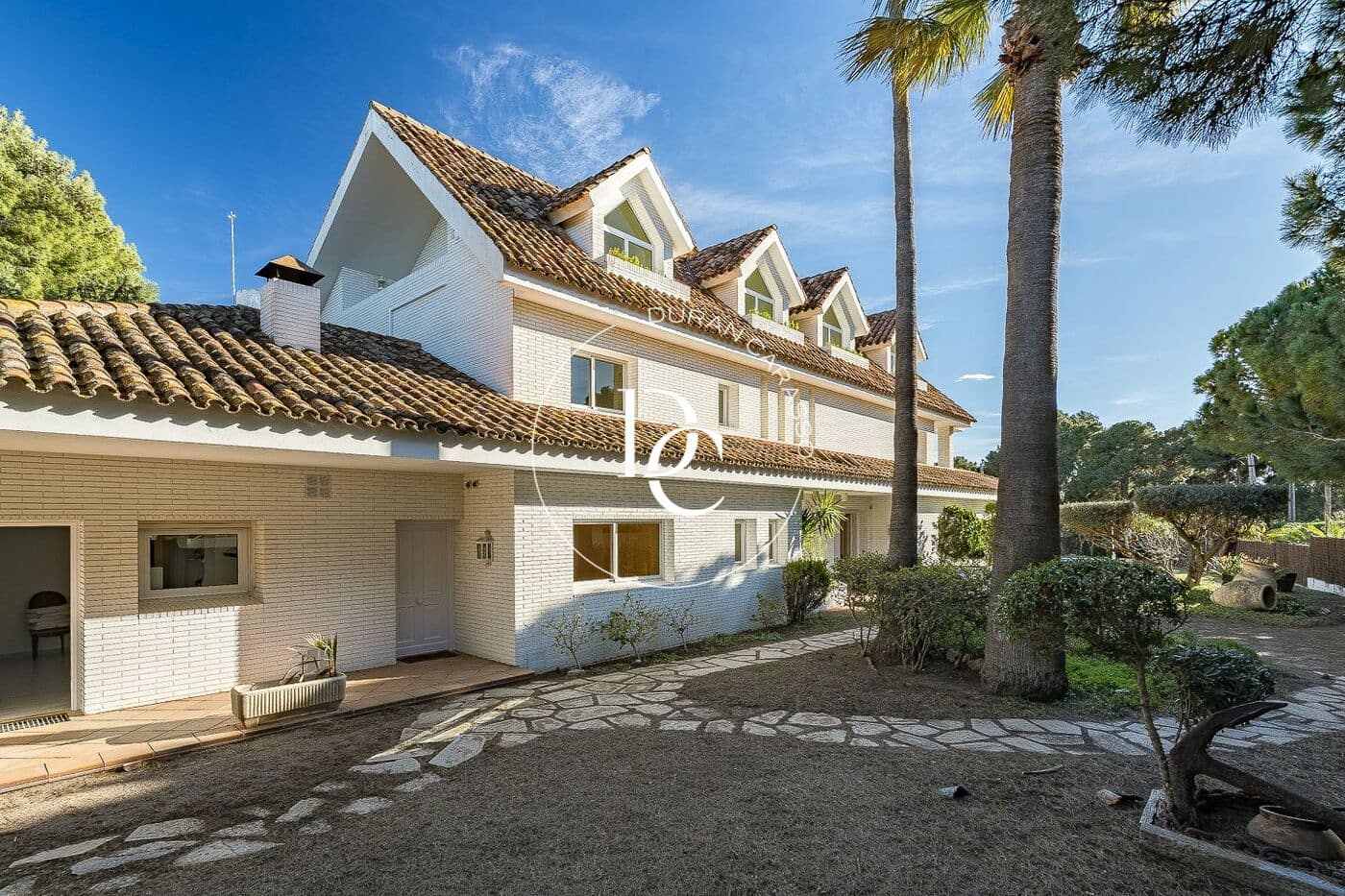 7 soveværelse Villa til salg i Sitges med swimmingpool - € 3.650.000 (Ref: 8296074)