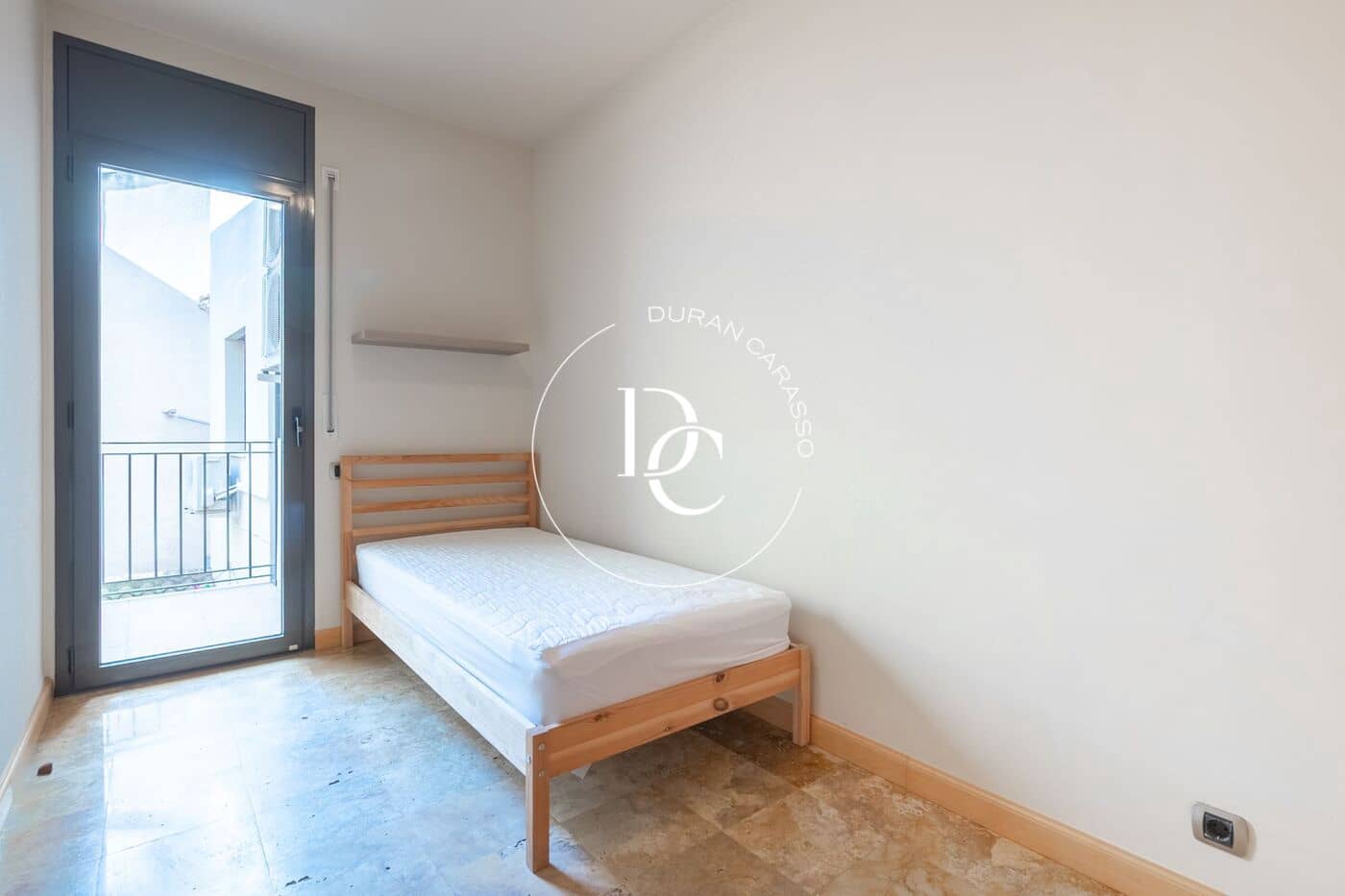 3 bedroom Apartment for rent in Sitges with garage - € 4,000 (Ref: 8296091)