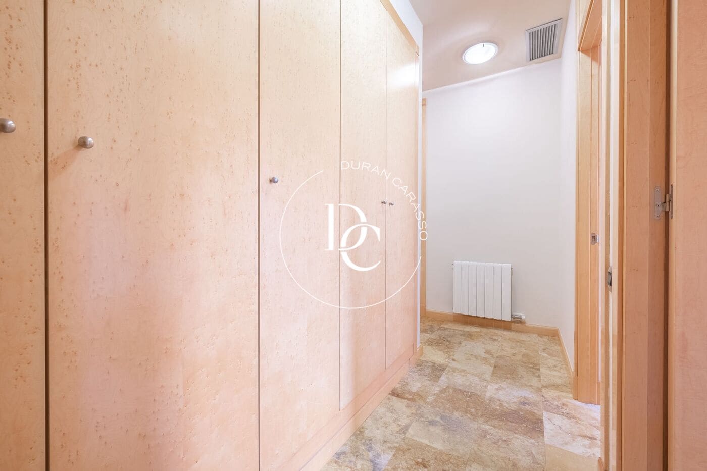 3 bedroom Apartment for rent in Sitges with garage - € 4,000 (Ref: 8296091)