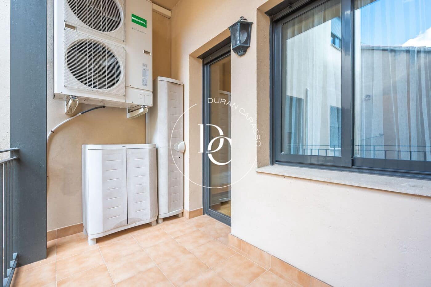 3 bedroom Apartment for rent in Sitges with garage - € 4,000 (Ref: 8296091)