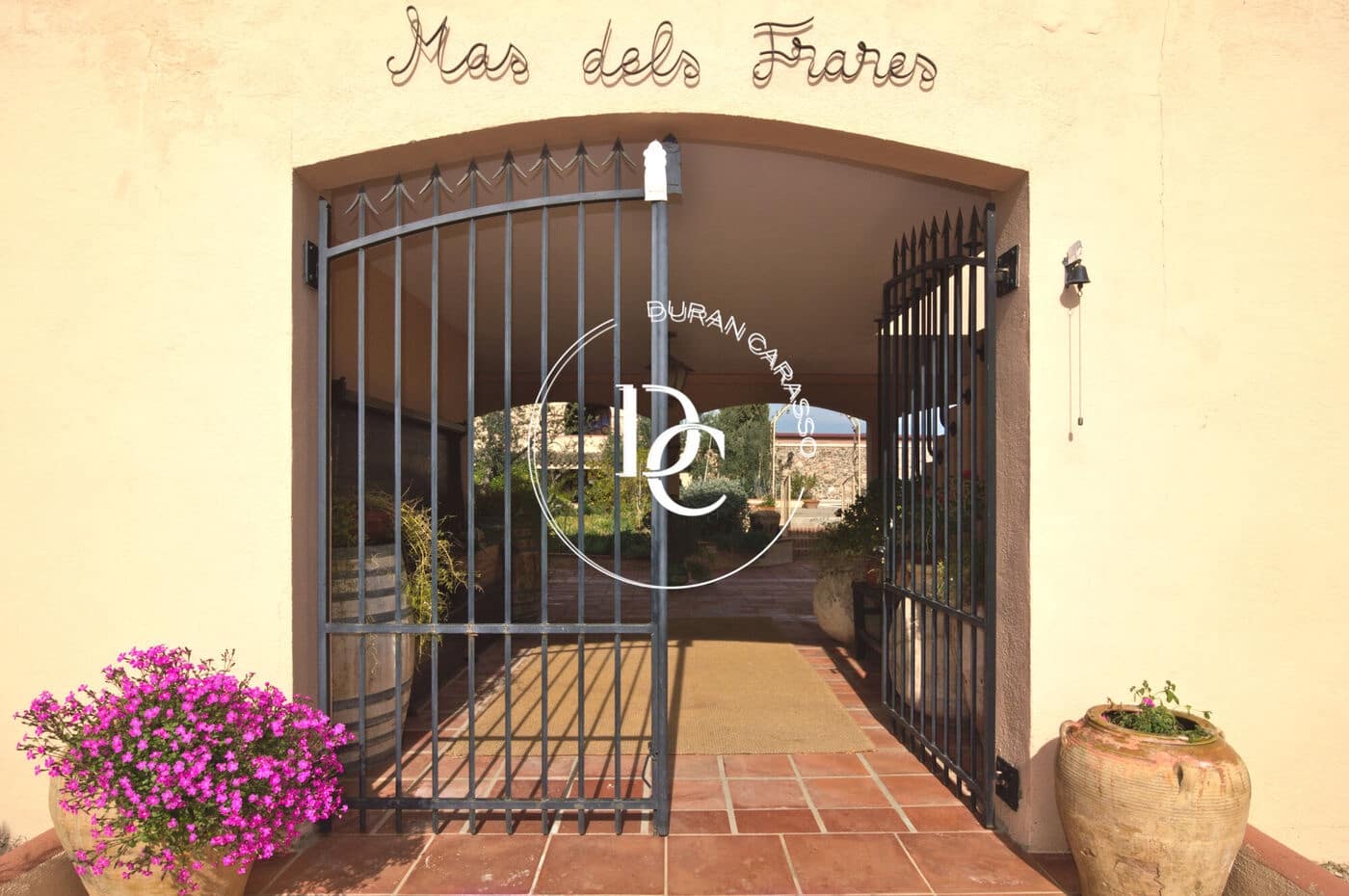 15 soveværelse Finca/Landehus til salg i El Molar med swimmingpool - € 5.250.000 (Ref: 8296108)