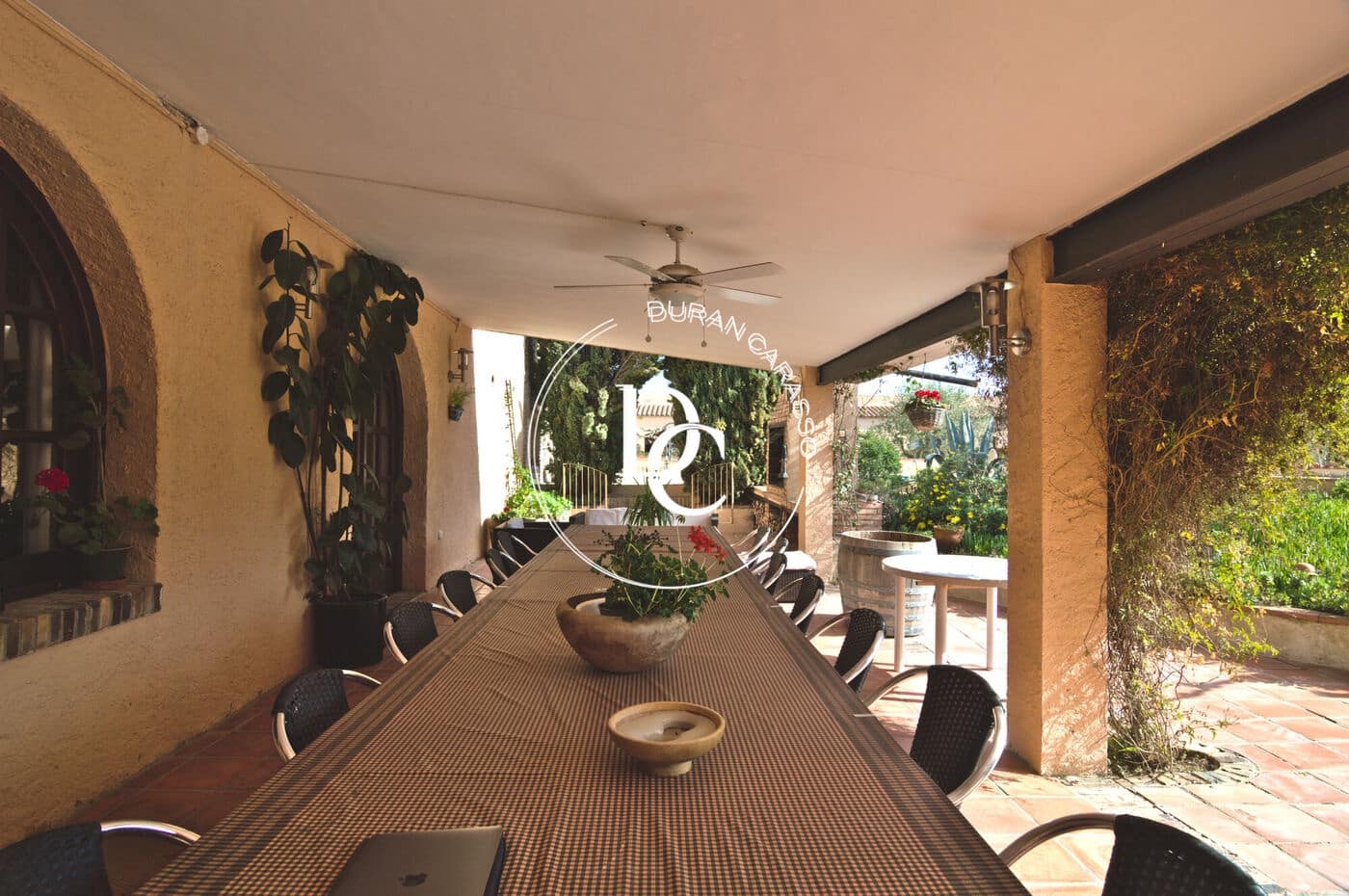 15 soveværelse Finca/Landehus til salg i El Molar med swimmingpool - € 5.250.000 (Ref: 8296108)