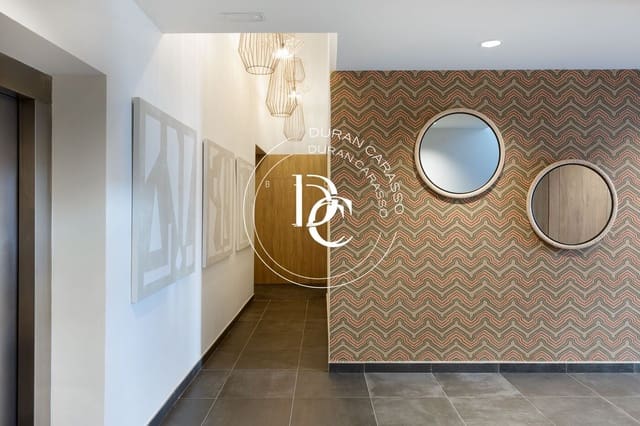 3 quarto Apartamento para venda em Vilanova i la Geltrú com piscina - 470 000 € (Ref: 8296139)