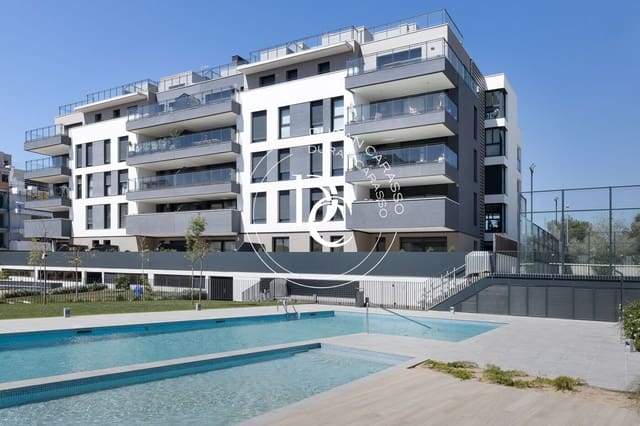 3 quarto Apartamento para venda em Vilanova i la Geltrú com piscina - 470 000 € (Ref: 8296139)
