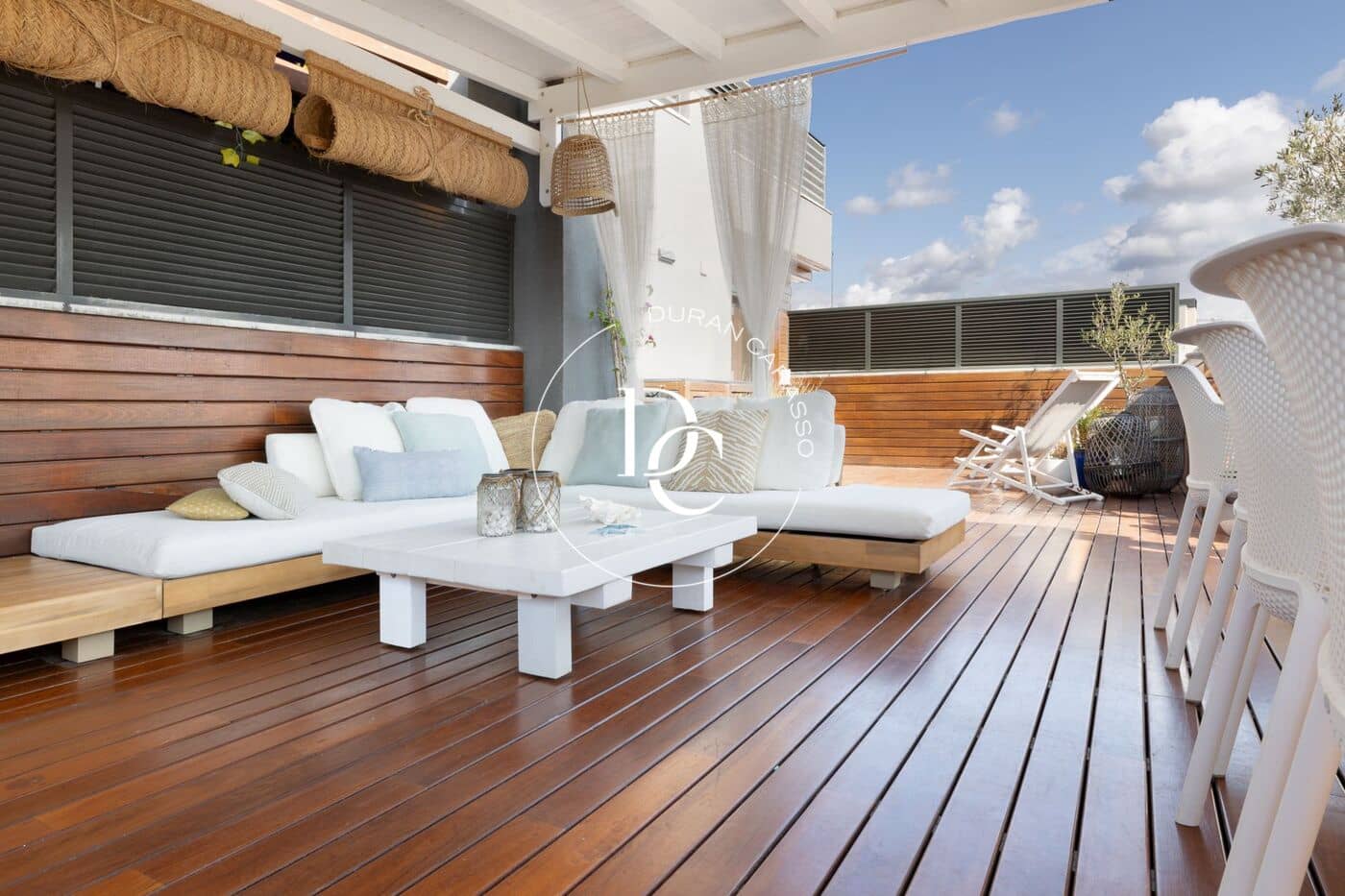 5 soverom Penthouse til salgs i Sitges med svømmebasseng - € 1 320 000 (Ref: 8296153)