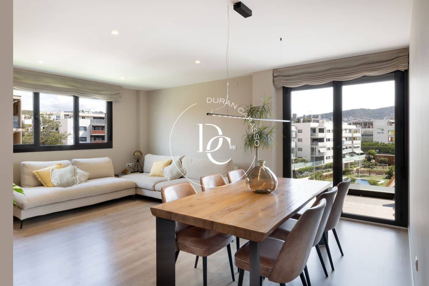 5 soverom Penthouse til salgs i Sitges med svømmebasseng - € 1 320 000 (Ref: 8296153)