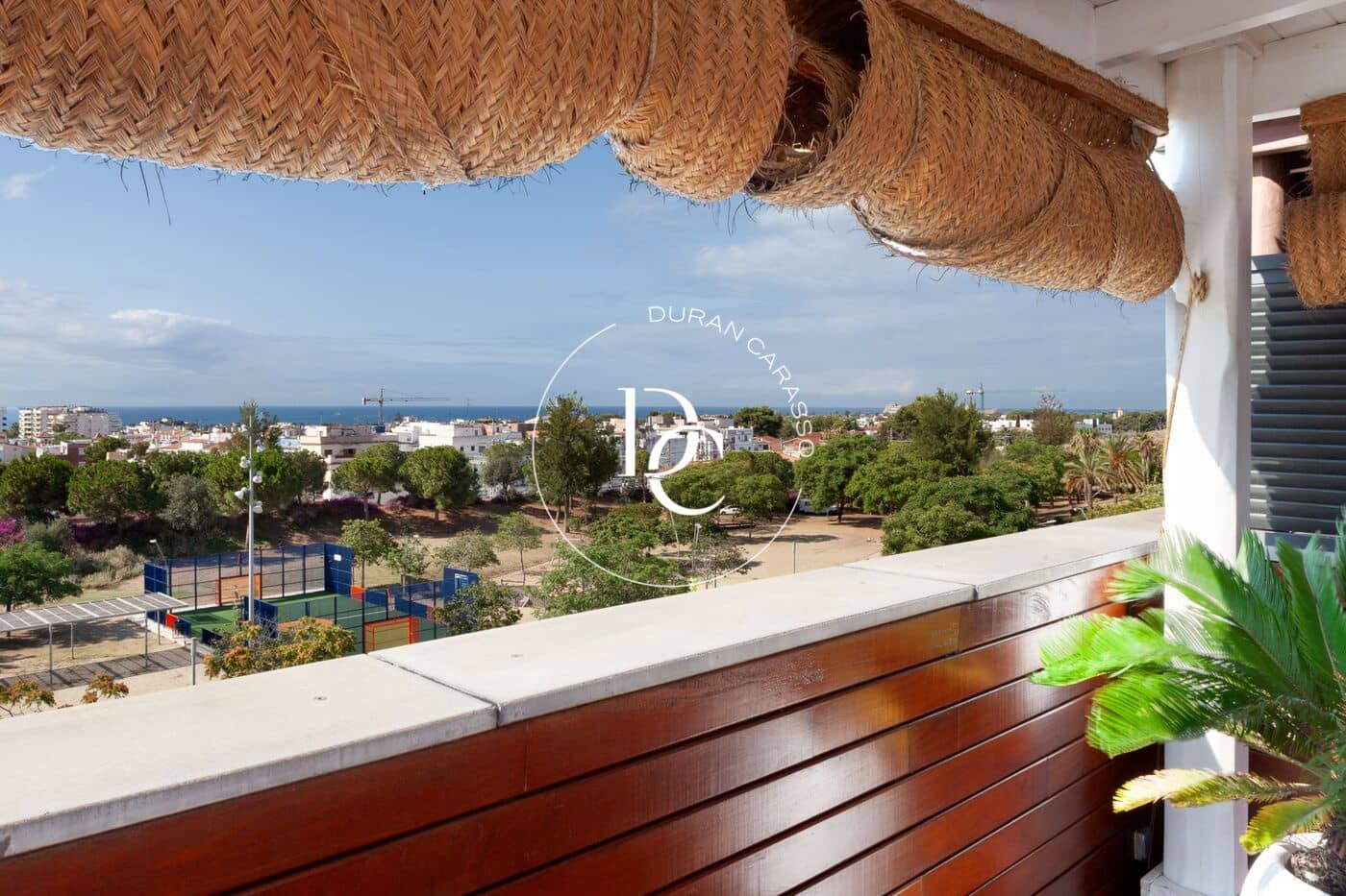 5 soverom Penthouse til salgs i Sitges med svømmebasseng - € 1 320 000 (Ref: 8296153)