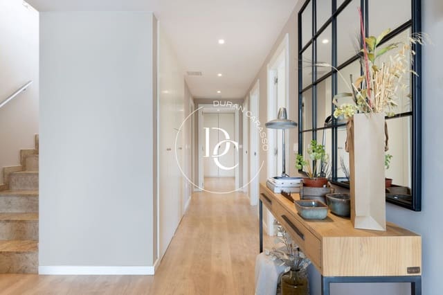 5 soverom Penthouse til salgs i Sitges med svømmebasseng - € 1 320 000 (Ref: 8296153)