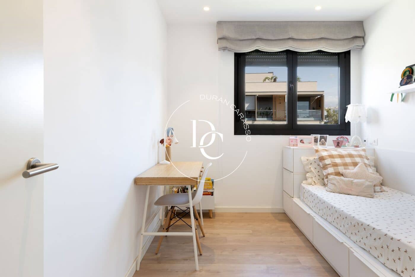 5 soverom Penthouse til salgs i Sitges med svømmebasseng - € 1 320 000 (Ref: 8296153)