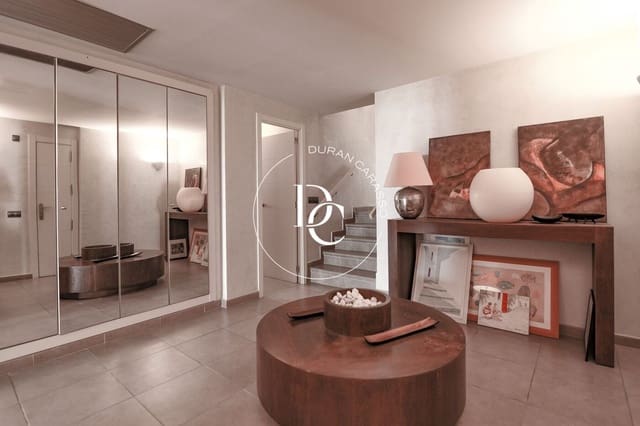 6 soveværelse Lejlighed til salg i Ibiza by med swimmingpool - € 2.790.000 (Ref: 8296177)