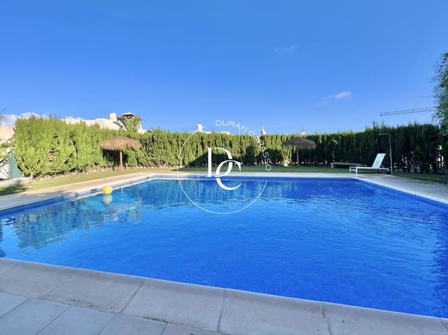 3 makuuhuone Rivitalo myytävänä paikassa San Jose / Sant Josep de Sa Talaia mukana uima-altaan - 787 500 € (Ref: 8296184)