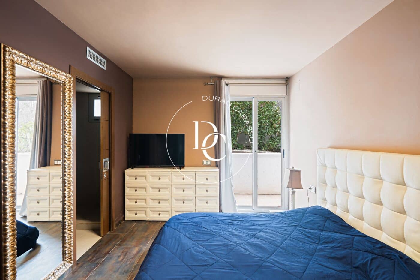 6 soveværelse Villa til salg i Sitges med swimmingpool - € 1.050.000 (Ref: 8296224)