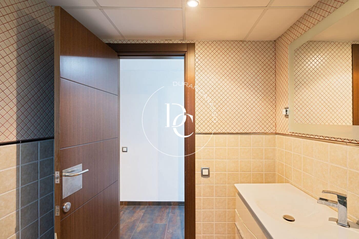 6 soveværelse Villa til salg i Sitges med swimmingpool - € 1.050.000 (Ref: 8296224)