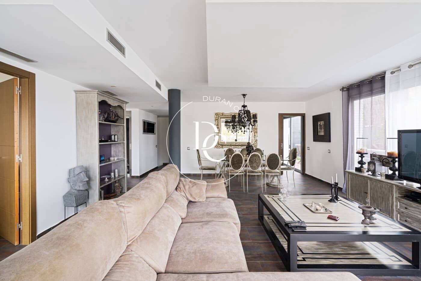 6 soveværelse Villa til salg i Sitges med swimmingpool - € 1.050.000 (Ref: 8296224)