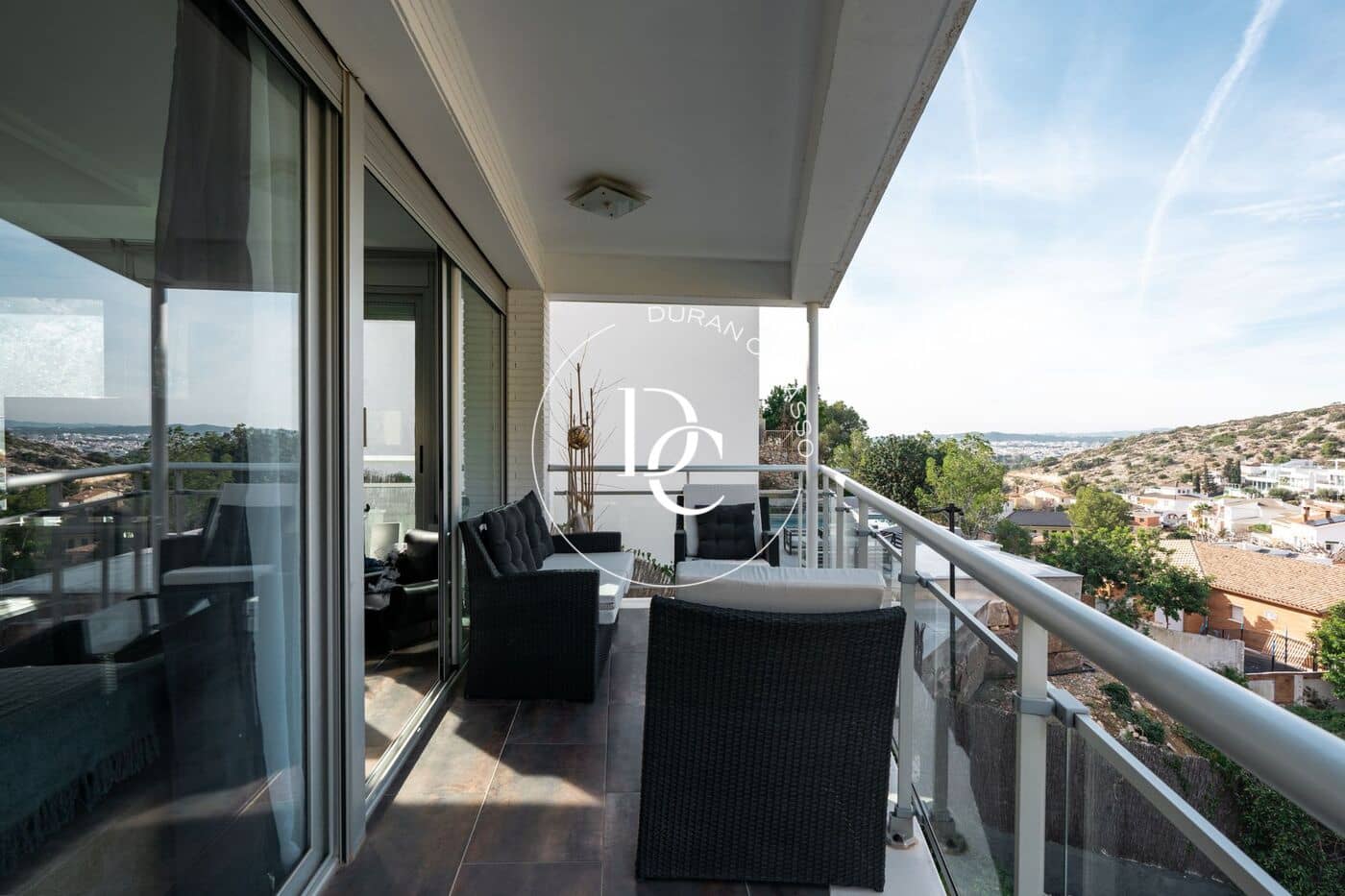 6 soveværelse Villa til salg i Sitges med swimmingpool - € 1.050.000 (Ref: 8296224)