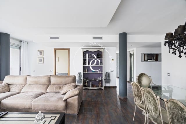 6 chambre Villa/Maison à vendre à Sitges avec piscine - 1 050 000 € (Ref: 8296224)