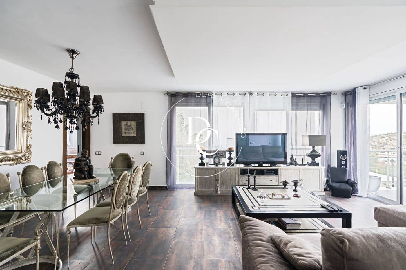 6 soveværelse Villa til salg i Sitges med swimmingpool - € 1.050.000 (Ref: 8296224)