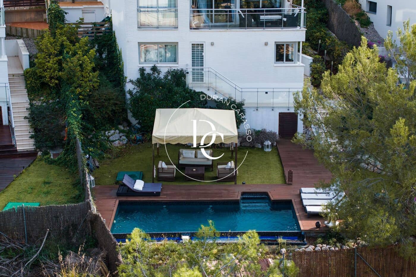 6 soveværelse Villa til salg i Sitges med swimmingpool - € 1.050.000 (Ref: 8296224)