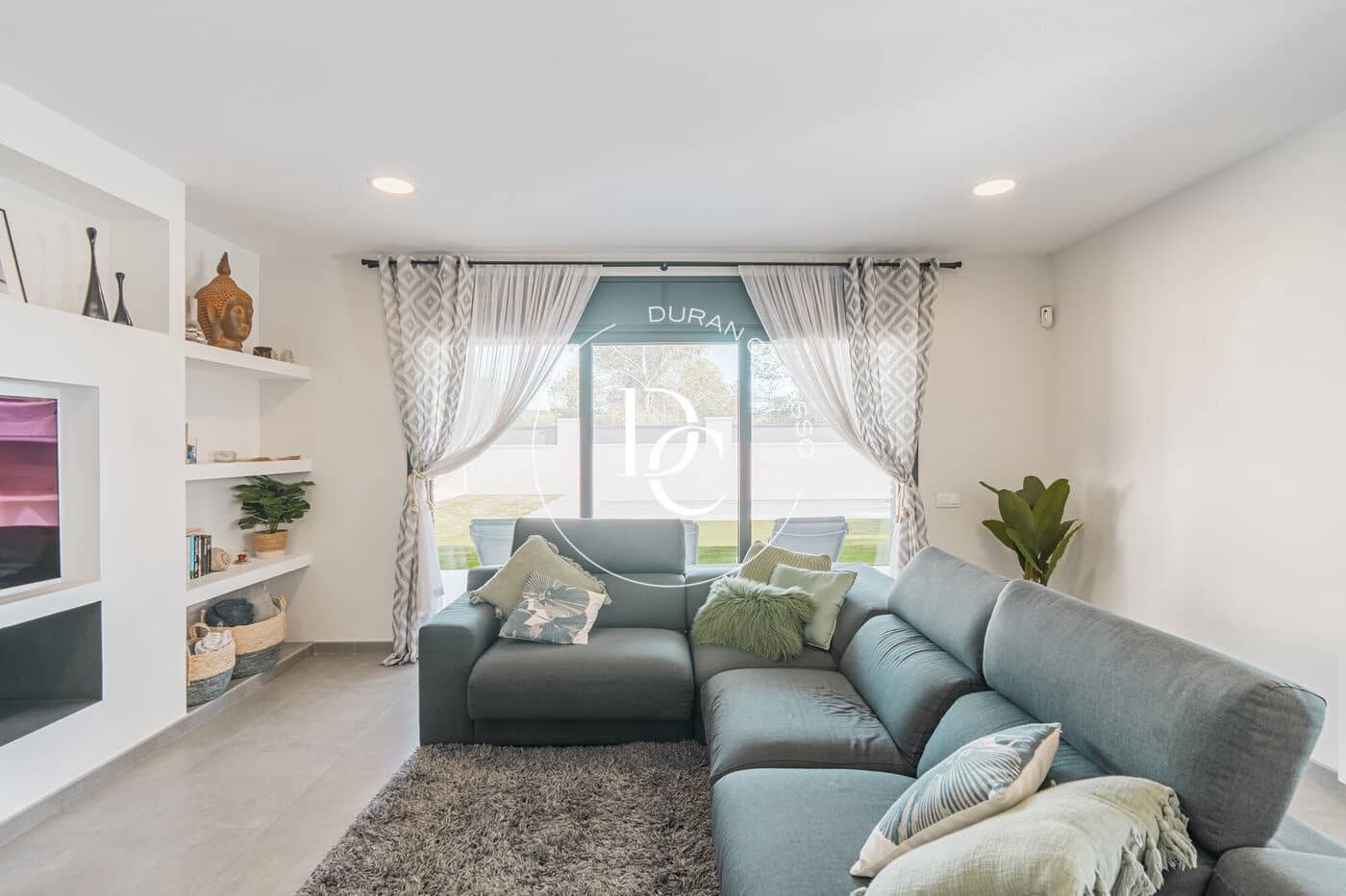 5 bedroom Villa for sale in El Vendrell - € 745,000 (Ref: 8296237)