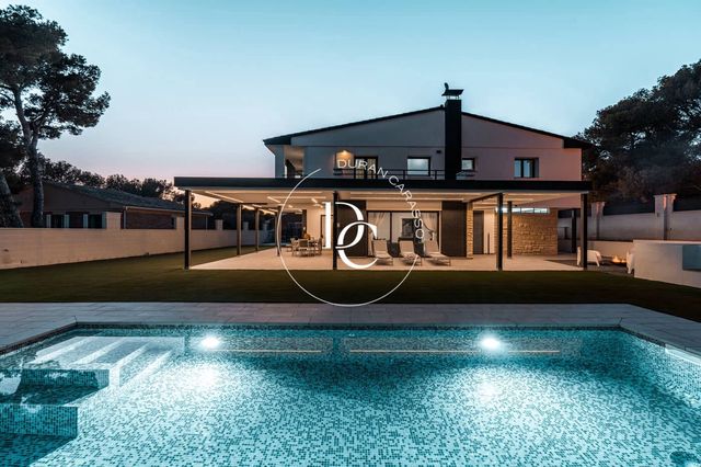 5 camera da letto Villa in vendita in El Vendrell con piscina garage - 745.000 € (Rif: 8296237)