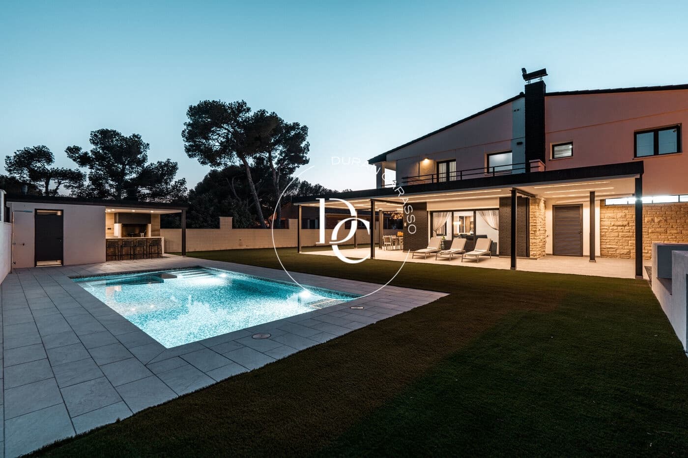 5 bedroom Villa for sale in El Vendrell - € 745,000 (Ref: 8296237)