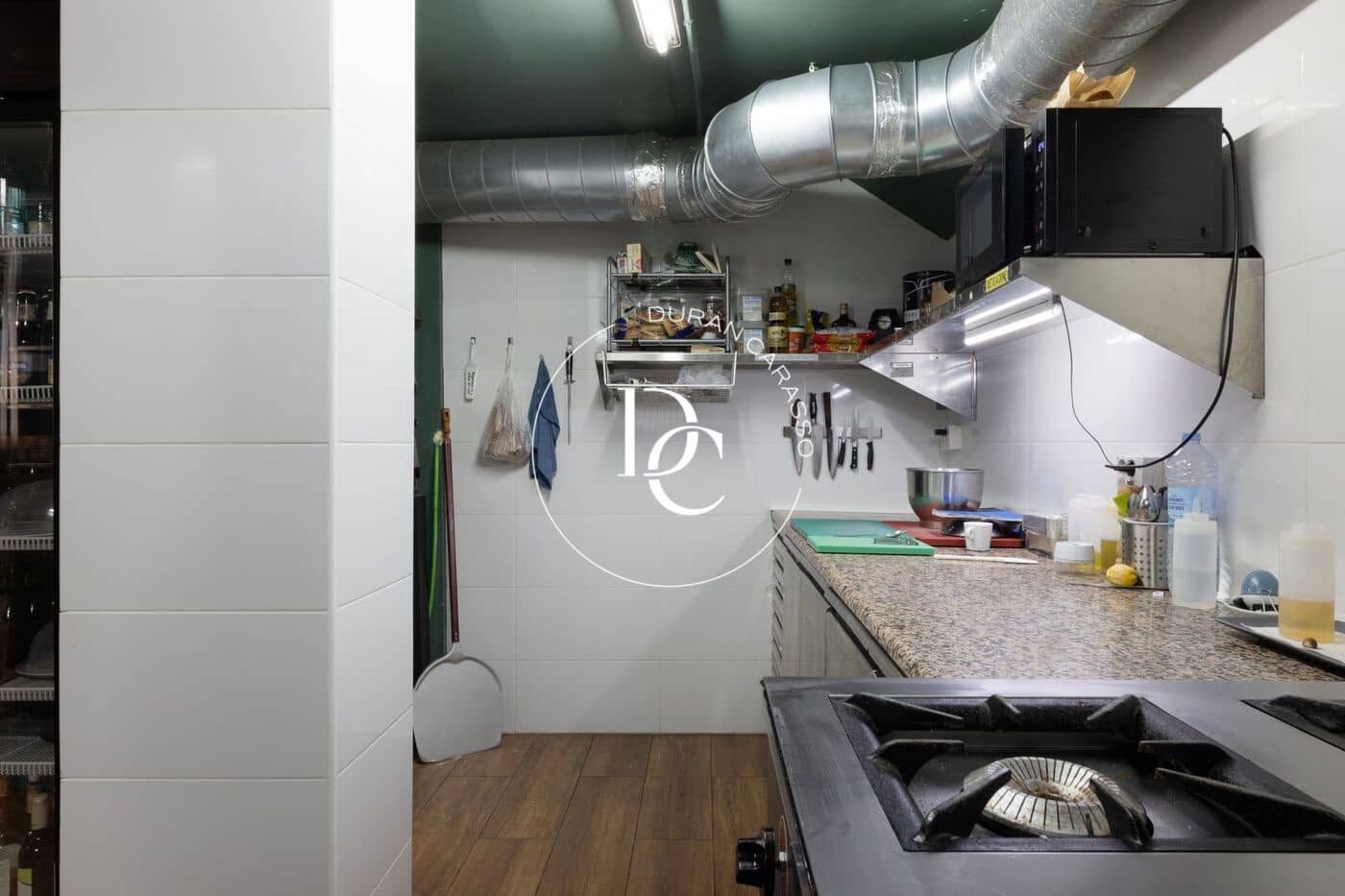 Commercial for sale in Vilanova i la Geltru - € 390,000 (Ref: 8296249)