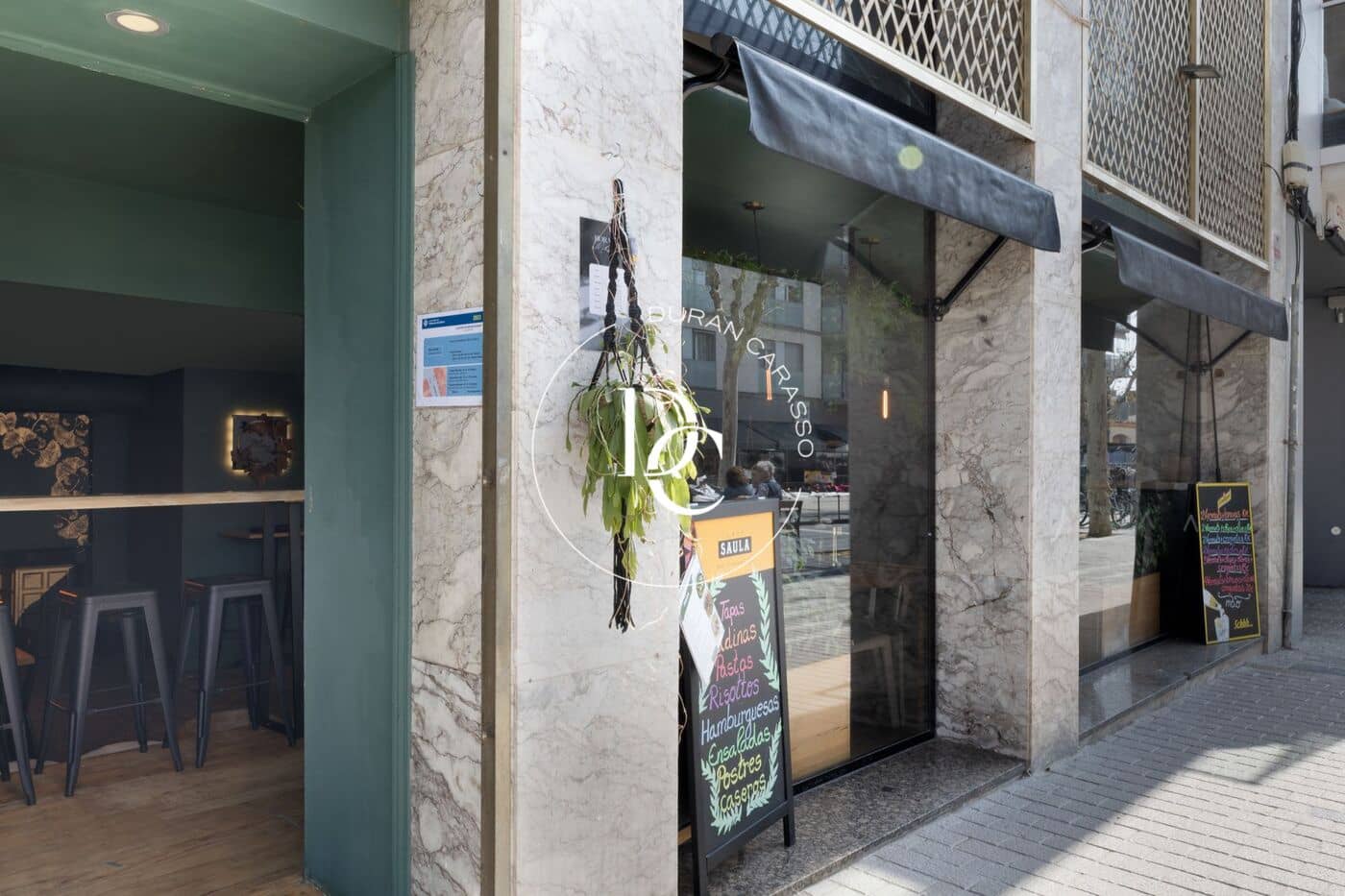 Commercial for sale in Vilanova i la Geltru - € 390,000 (Ref: 8296249)