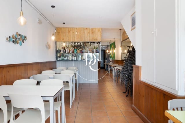 Commercial for sale in Vilanova i la Geltrú - € 430,000 (Ref: 8296254)