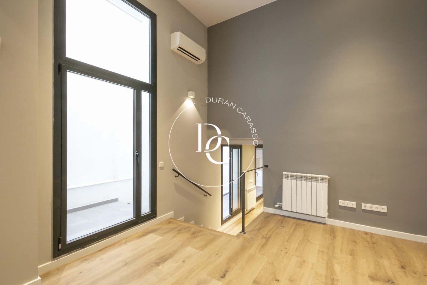 3 soveværelse Lejlighed til salg i Barcelona by - € 635.000 (Ref: 8296275)