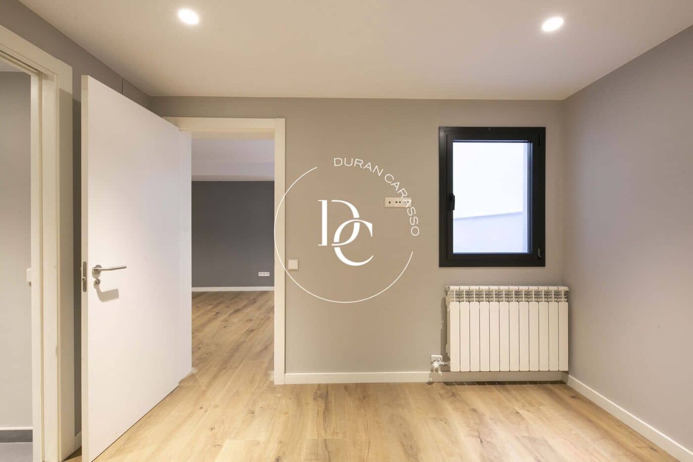 3 soveværelse Lejlighed til salg i Barcelona by - € 635.000 (Ref: 8296275)