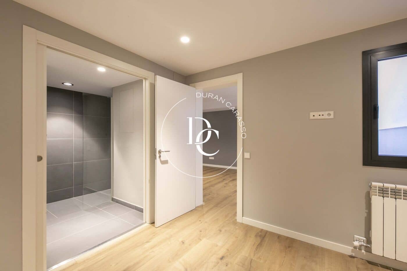 3 soveværelse Lejlighed til salg i Barcelona by - € 635.000 (Ref: 8296275)